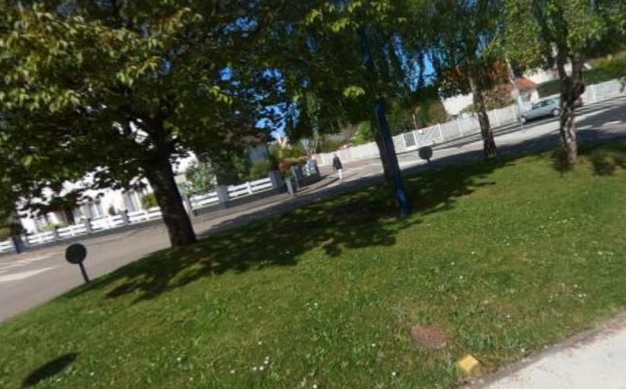 Vue du Rond-point anonyme n°112883191