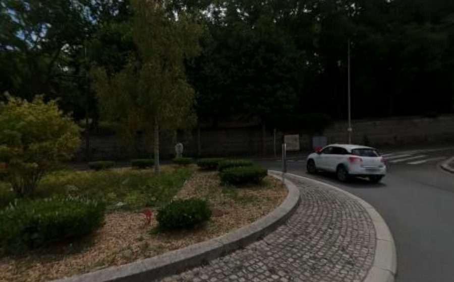 Vue du Rond-Point de l'Appel du 18 Juin 1940