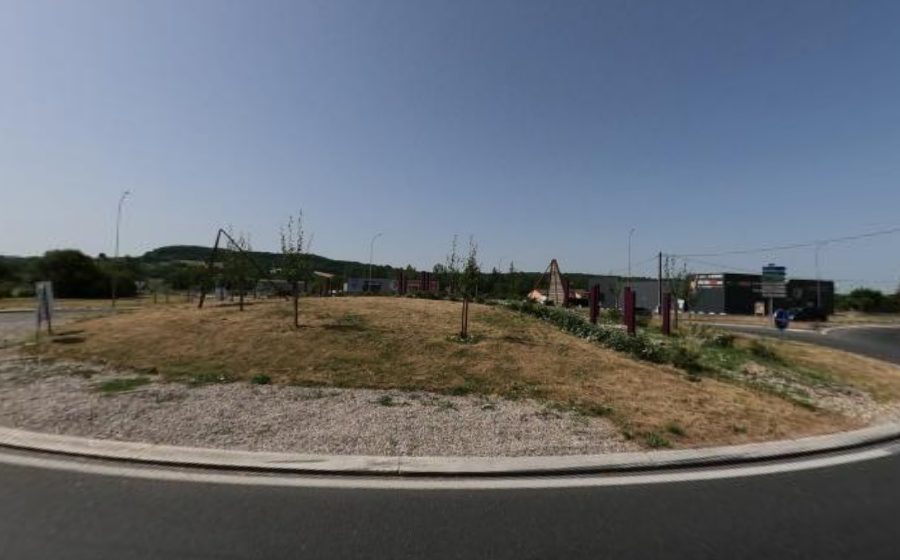 Vue du Rond-point anonyme n°121851095