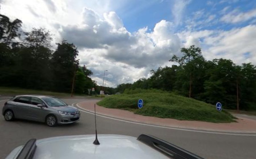 Vue du Rond-point anonyme n°124883796