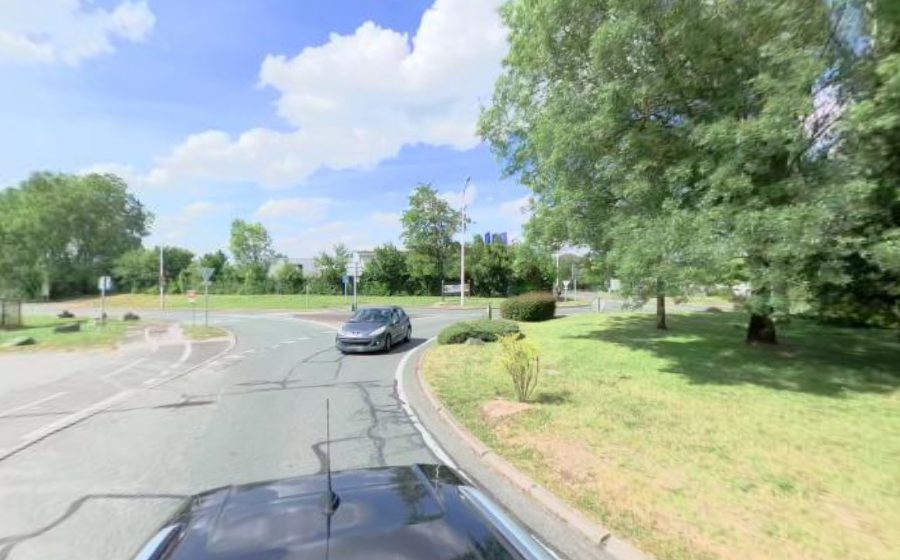 Vue du Rond-point anonyme n°125470392
