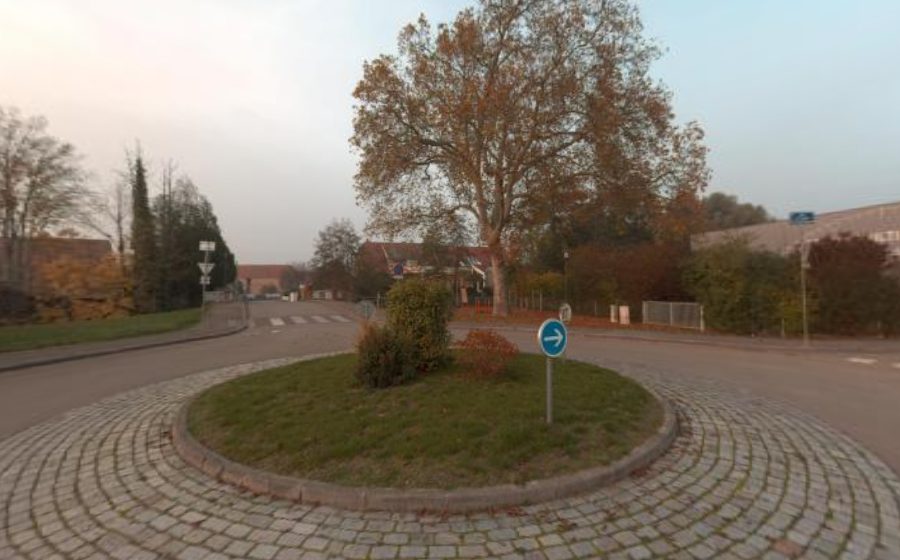 Vue du Rond-point anonyme n°127396741