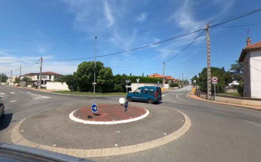 Vue du Rond-point anonyme n°127730714