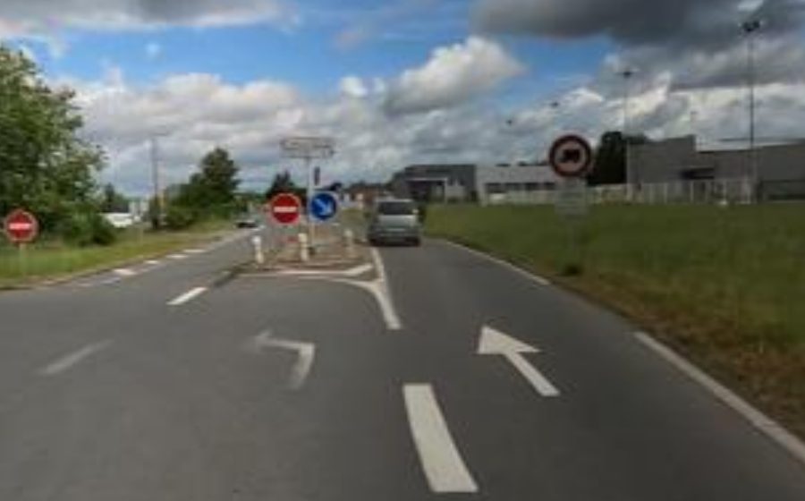 Vue du Rond-point anonyme n°128381421