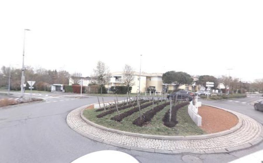 Vue du Rond-point anonyme n°130773740