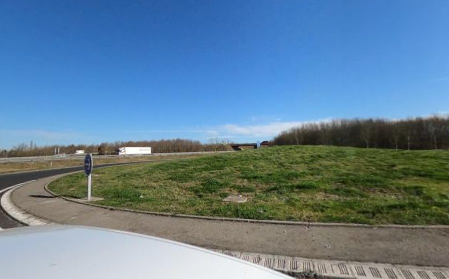 Vue du Rond-point anonyme n°130774768