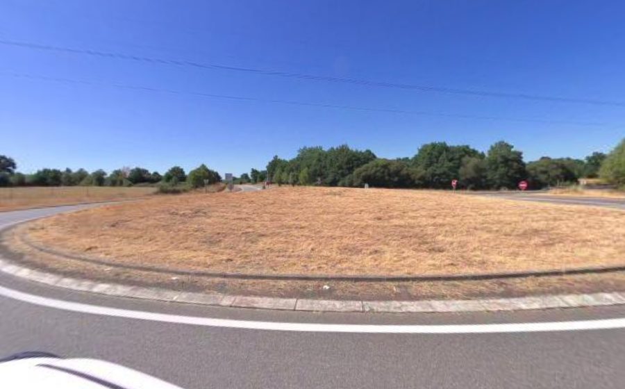 Vue du Rond-point anonyme n°130851775