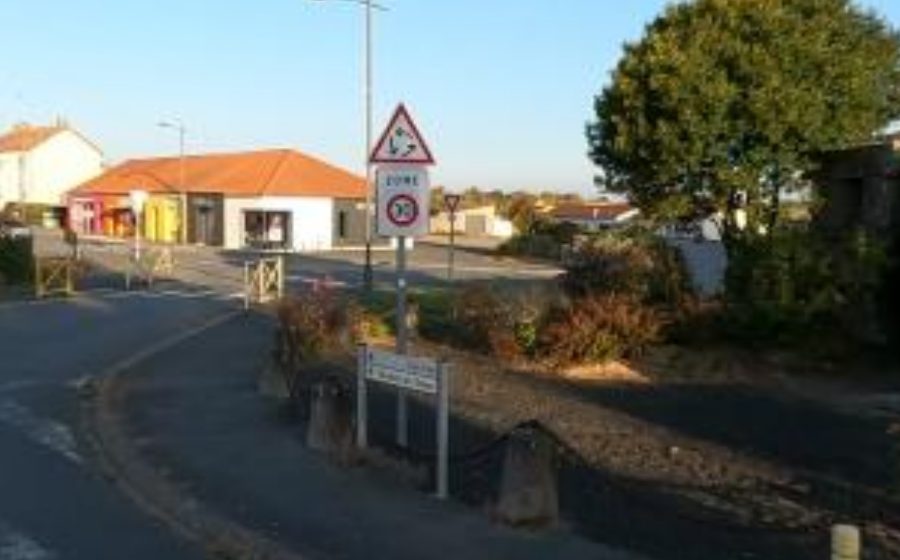 Vue du Rond-point anonyme n°1324051554