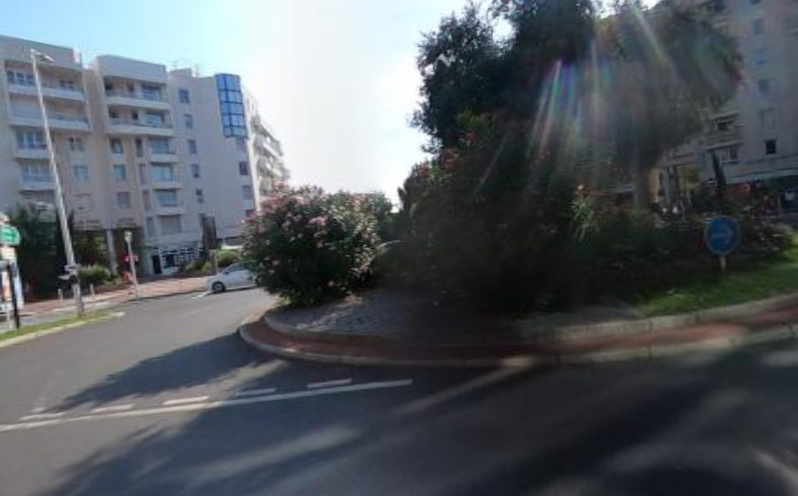 Vue du Rond-point anonyme n°132760933