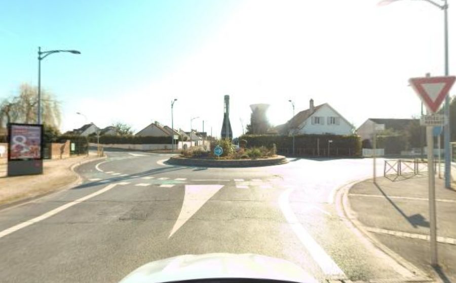 Vue du Rond-point anonyme n°1328243029