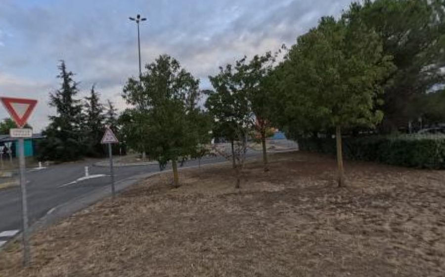 Vue du Rond-point anonyme n°133348621