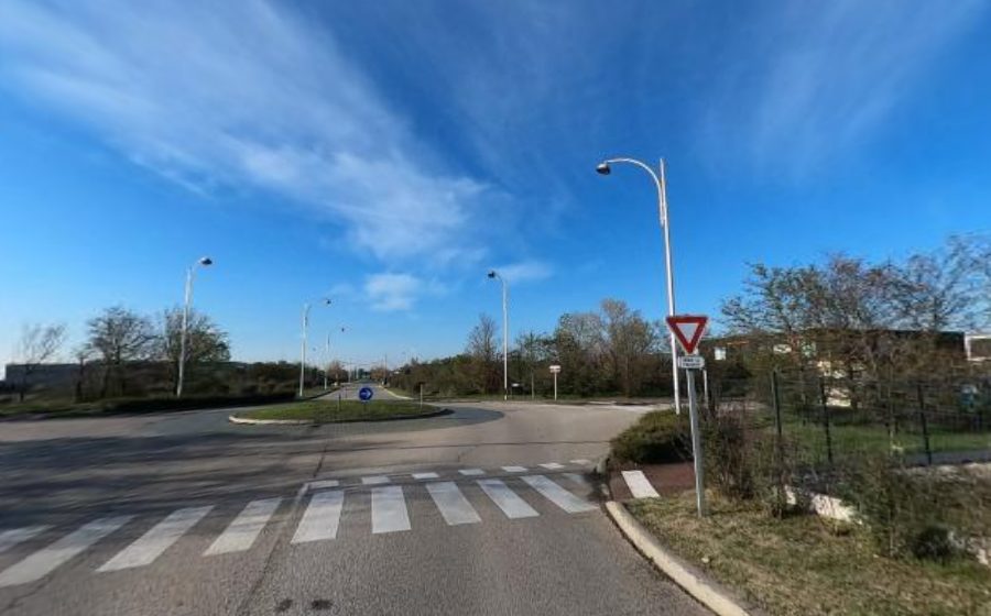 Vue du Rond-Point Armand Peugeot