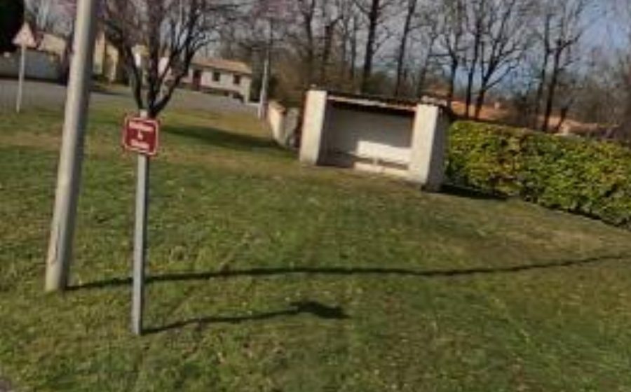 Vue du Rond-point anonyme n°135337182