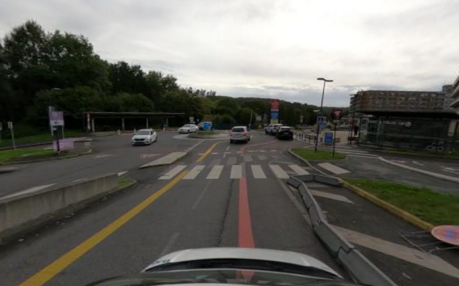 Vue du Rond-point anonyme n°136353468