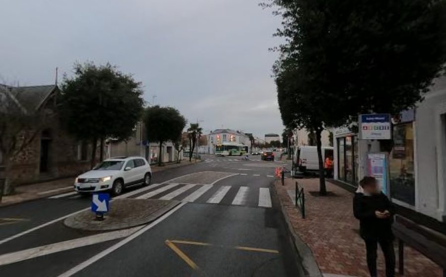 Vue du Rond-point anonyme n°136990682