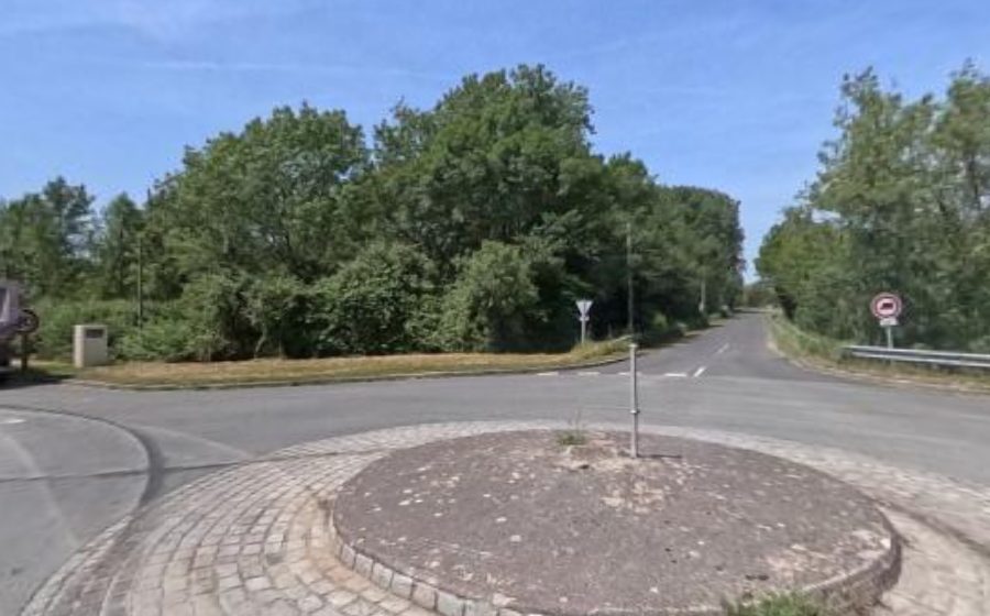 Vue du Rond-point anonyme n°137734814