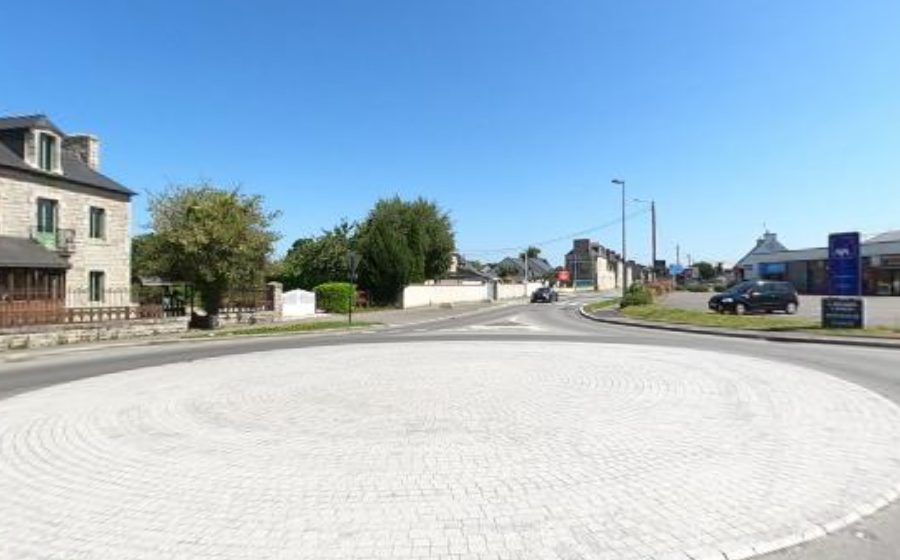 Vue du Rond-point anonyme n°1382510763