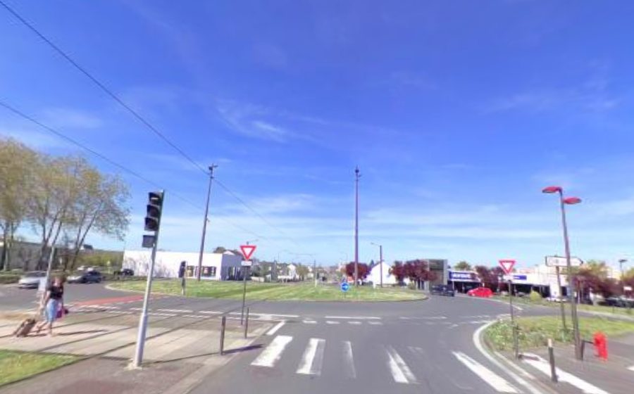 Vue du Rond-point anonyme n°139082534