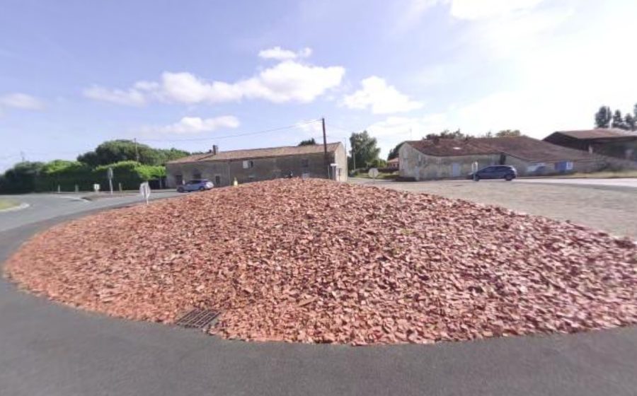 Vue du Rond-point anonyme n°139758469