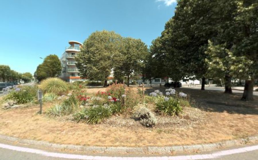 Vue du Rond-point anonyme n°142191126