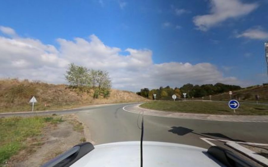 Vue du Rond-point anonyme n°142479825