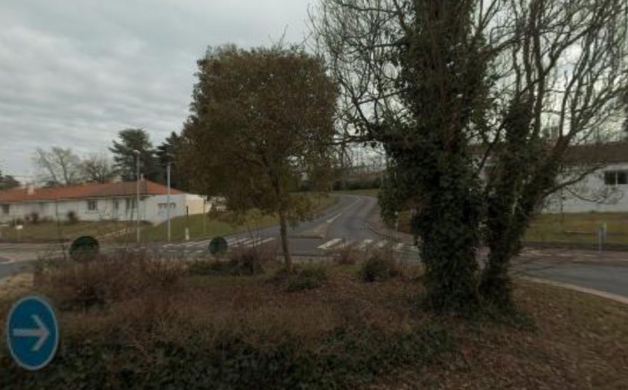 Vue du Rond-point anonyme n°144384154