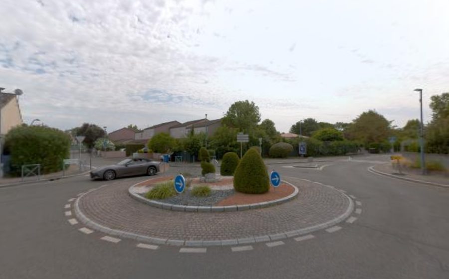 Vue du Rond-point anonyme n°148523946