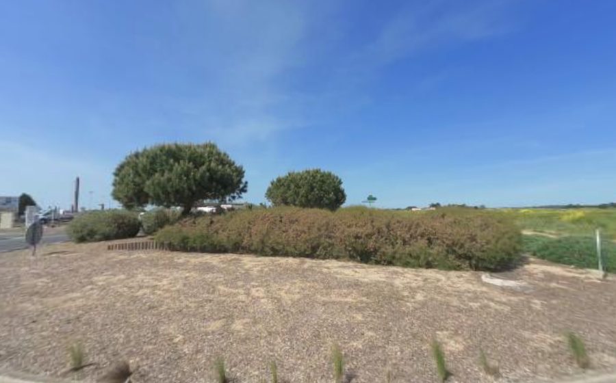 Vue du Rond-point anonyme n°150392693