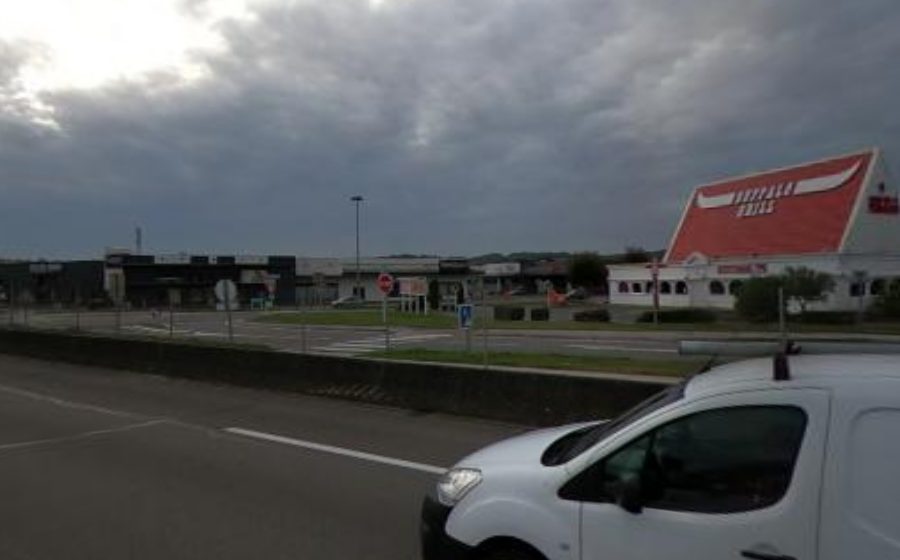 Vue du Rond-point anonyme n°151216473