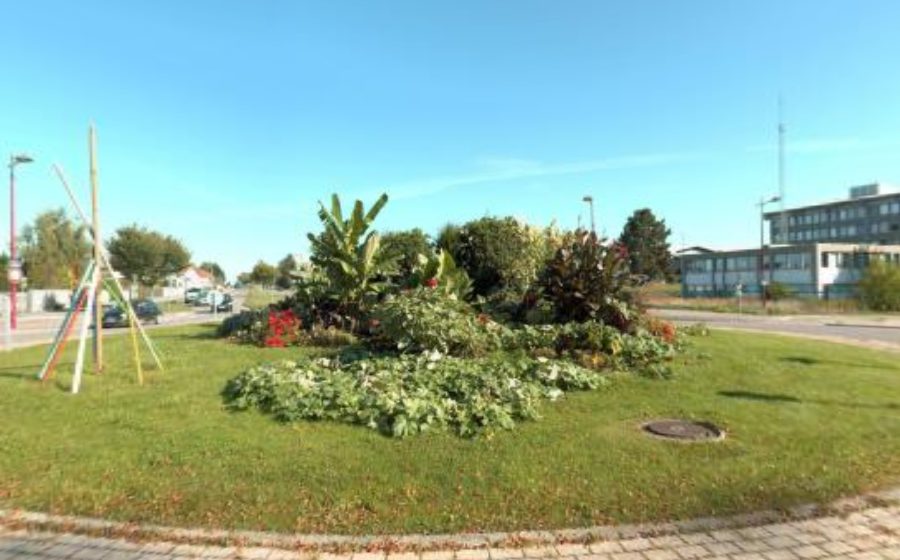 Vue du Rond-point anonyme n°152715370