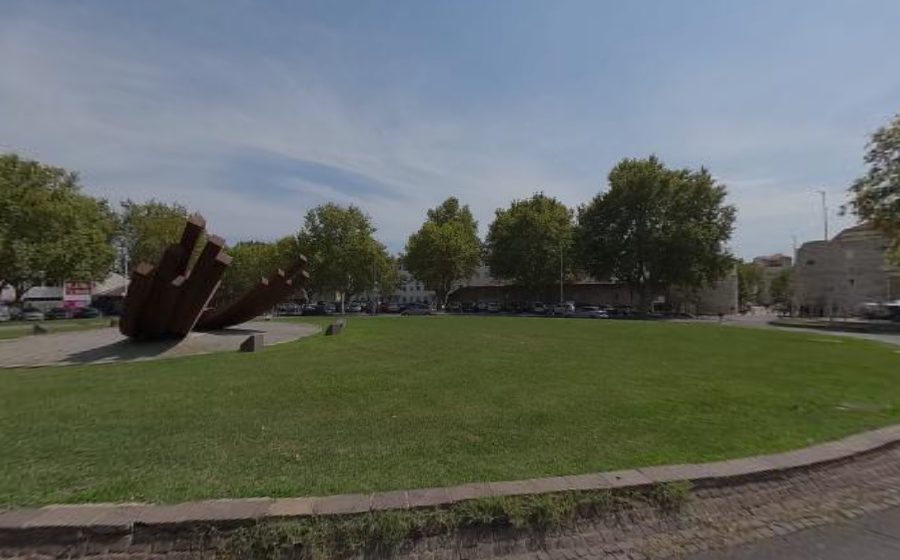 Vue du Rond-point anonyme n°153481131