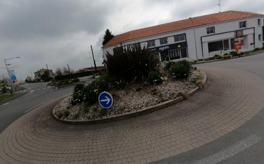 Vue du Rond-point anonyme n°155297261