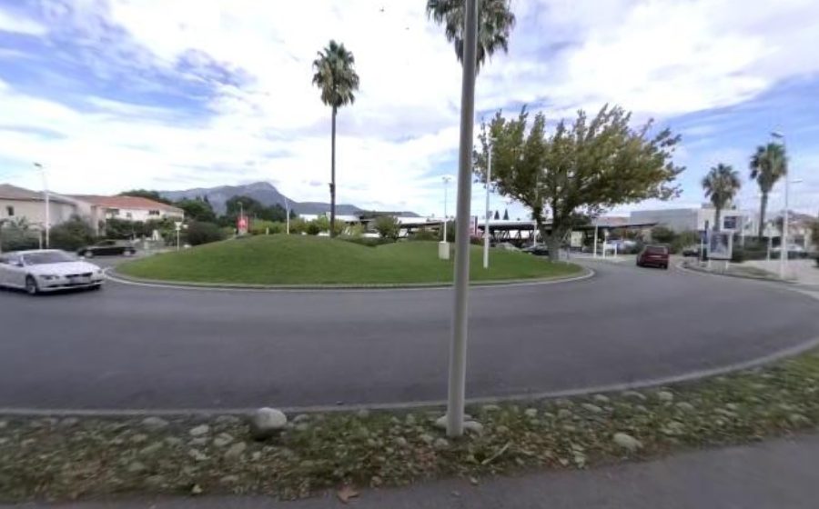 Vue du Rond-point anonyme n°155768495
