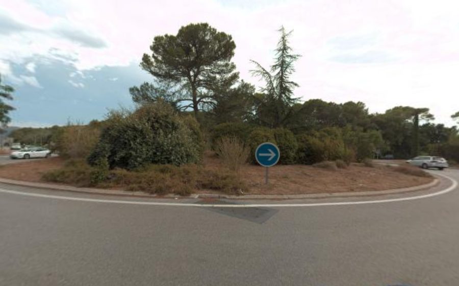 Vue du Rond-point anonyme n°155786251