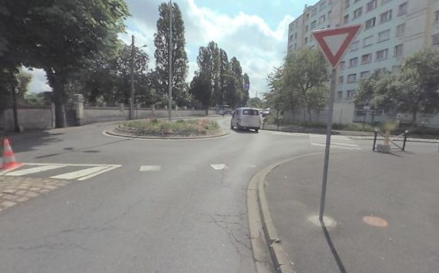 Vue du Rond-point anonyme n°155835760