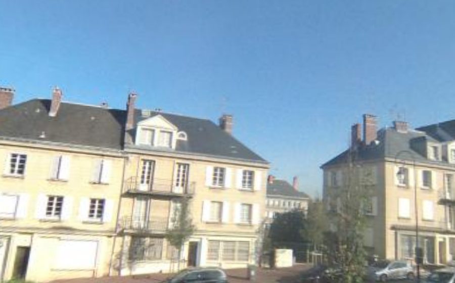 Vue du Rond-Point Voltaire
