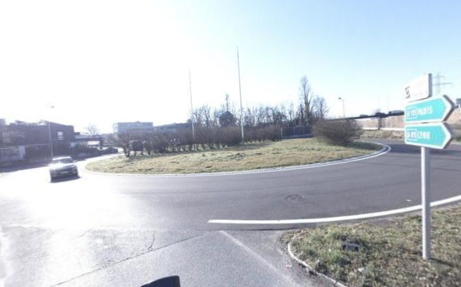Vue du Rond-point anonyme n°157086946
