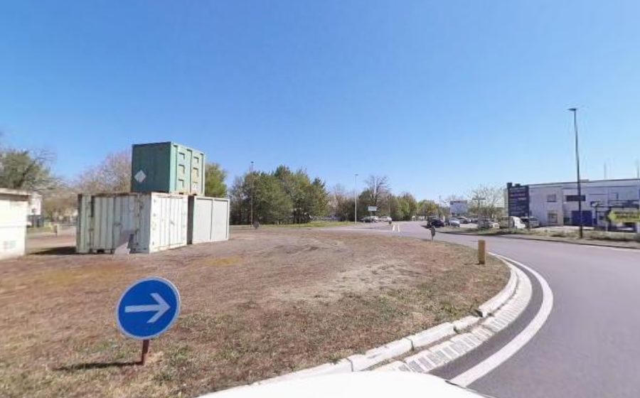 Vue du Rond-point anonyme n°160160494