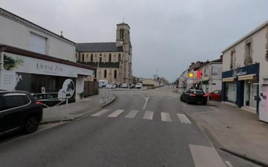 Vue du Rond-point anonyme n°162782576