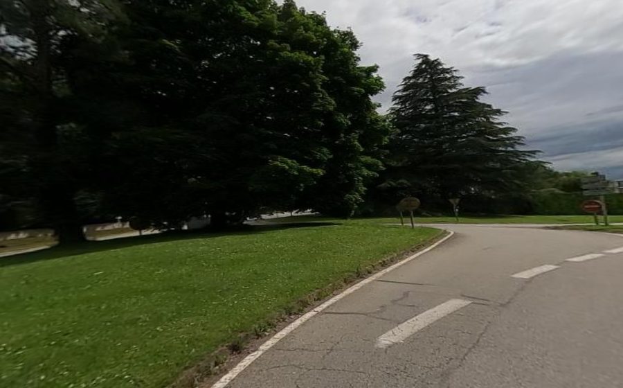Vue du Rond-point anonyme n°163417615