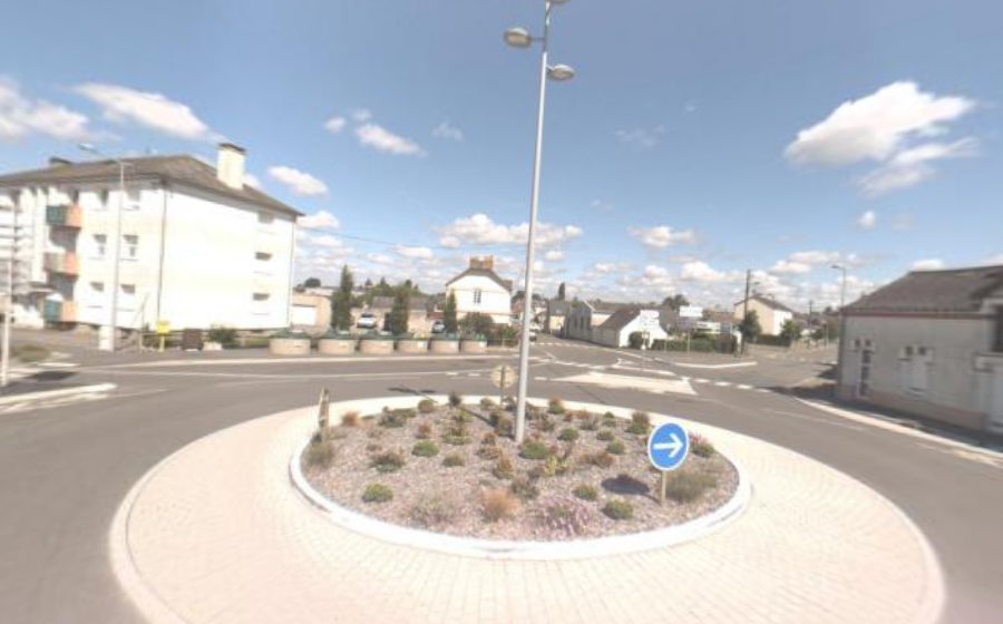 Vue du Rond-point anonyme n°165285617