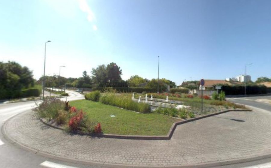 Vue du Rond-point anonyme n°165400344