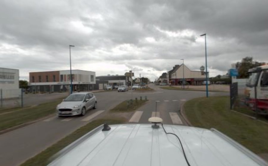 Vue du Rond-point anonyme n°166808725