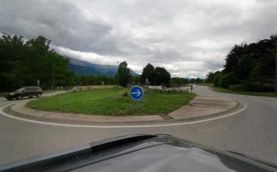 Vue du Rond-point anonyme n°170958345