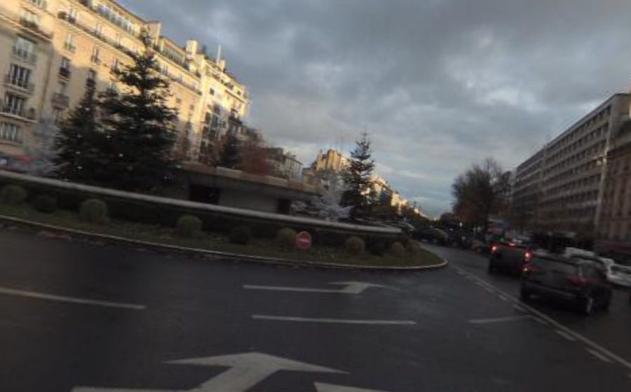 Vue du Rond-point anonyme n°172953773
