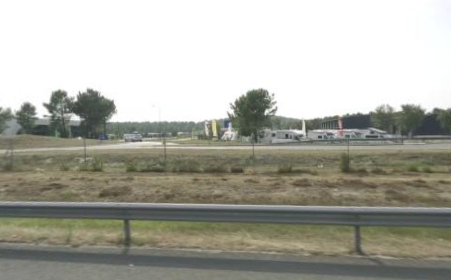 Vue du Rond-point anonyme n°173422437