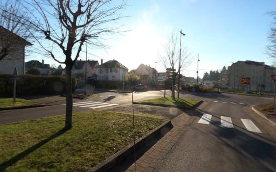Vue du Rond-point anonyme n°173517625