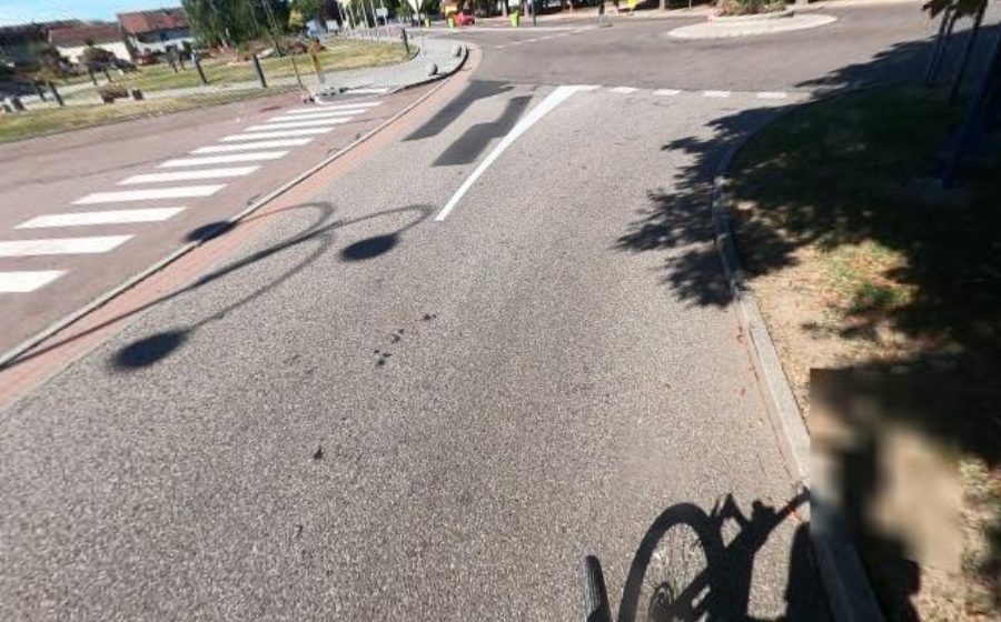 Vue du Rond-point anonyme n°173517627