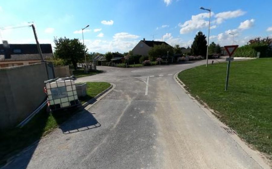 Vue du Rond-point anonyme n°173643342
