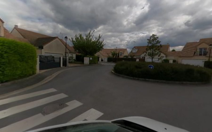 Vue du Rond-point anonyme n°173693326